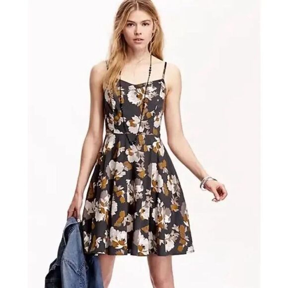 Old Navy L steel blue floral pattern sundress w- smocked back and adjustable str - Picture 1 of 8
